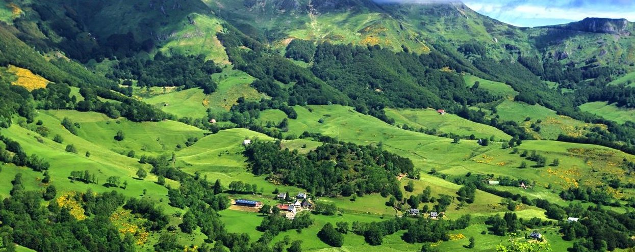 Les incontournables à voir dans le Cantal pendant son séjour en camping Les incontournables à voir dans le Cantal pendant son séjour en camping
